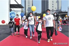 邯郸曙光小学东校区开学仪式图片