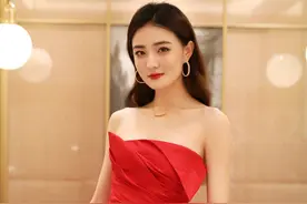 徐璐，性感美艳，“蜜蜂腰”令人羡慕图片