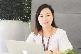 9年前，那个用双手接住坠楼女童的“最美妈妈”，如今怎么样了？图片