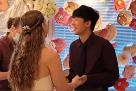 女儿在卑诗医院举行感人婚礼 重病母亲见证孩子婚礼后次日去世图片