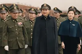 《大决战》：蒋介石的越级指挥，还是源于国民党内部的派系争斗图片
