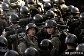 在长津湖战役中，为何与9兵团作战的只有美军，韩军主力去哪了？图片