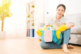 住家保姆拿7500工资，却要满足雇主很多要求，54岁阿姨：我不做了图片