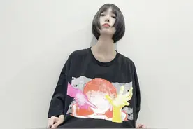感觉这件衣服还蛮好看的图片