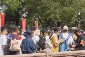 国家统计局：未来一段时间我国人口总量会保持在14亿以上图片