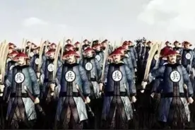 清朝士兵衣服上“兵、丁、卒、勇”，不同的字，地位差距太大图片