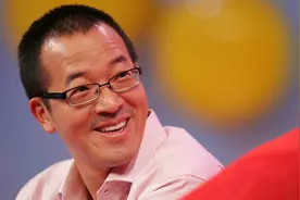 俞敏洪的逆袭智慧：没钱没人脉想变富？停止做3件事，迟早翻身图片