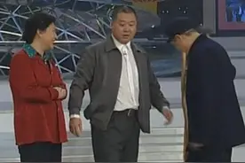 “平民影帝”范伟：为何婚后30年0绯闻？看他妻子是谁就明白了图片