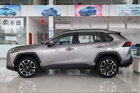 开惯了荣放，再试驾X7 Plus，发现两款车差距还真大图片