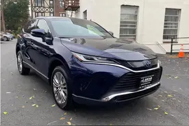 丰田威飒:百公里6L油，配2.5L混动，媲美汉兰达图片