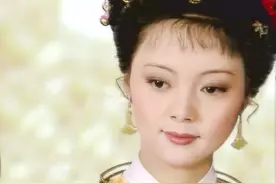 红楼梦：曹雪芹对薛宝钗有多狠？所有的正面夸赞，都跟着否定打脸图片