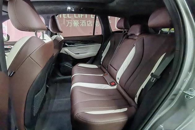 大五座豪华SUV吉利星越L上市 6款车型/13.72万起