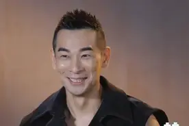 《披荆斩棘的哥哥》陈小春反差萌，逗笑全网观众，赵文卓掀起热议图片