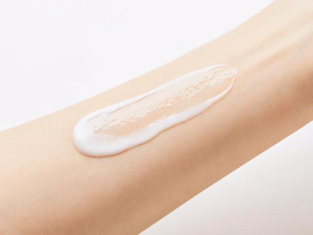 擦手用身体乳还是护手霜
