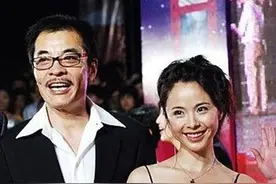 刘威：被何晴抛弃后，转身爱上小23岁杨若兮，最终又闪婚化妆师图片