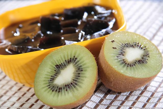 甲状腺最怕2个水果 2026年甲状腺最怕2个水果甲减