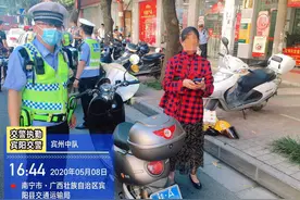 南宁宾阳警方一天查处摩托车、电动车交通违法近百起图片