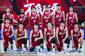 CBA球队巡礼之浙江男篮介绍：吴前领军，99级冲锋，余嘉豪跟上图片