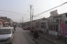 北京一处城中村：打工者在此聚集，但其中却有很多人“瘫痪”在此图片