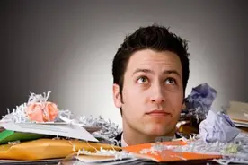 辞职了，找不到合适的工作，闷在家里发慌，该如何解决？图片