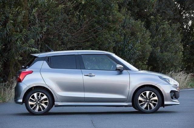 全新一代铃木雨燕运动版曝光！5万起配1.4T+6AT，还看啥本田飞度