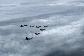 阵风战斗机有多小？和印度的苏-30放在一起，一目了然图片