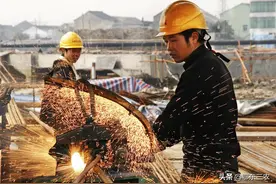农民工有退税，你在城市打工一年纳多少税？图片