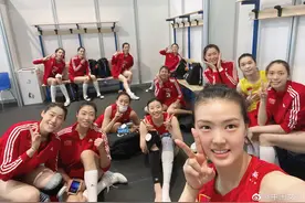 挽救四赛点 惊天大逆转 中国女排世联赛3-2胜德国图片