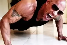 20-65岁的成年男性，一分钟做多少个俯卧撑算优秀，来看看吧图片