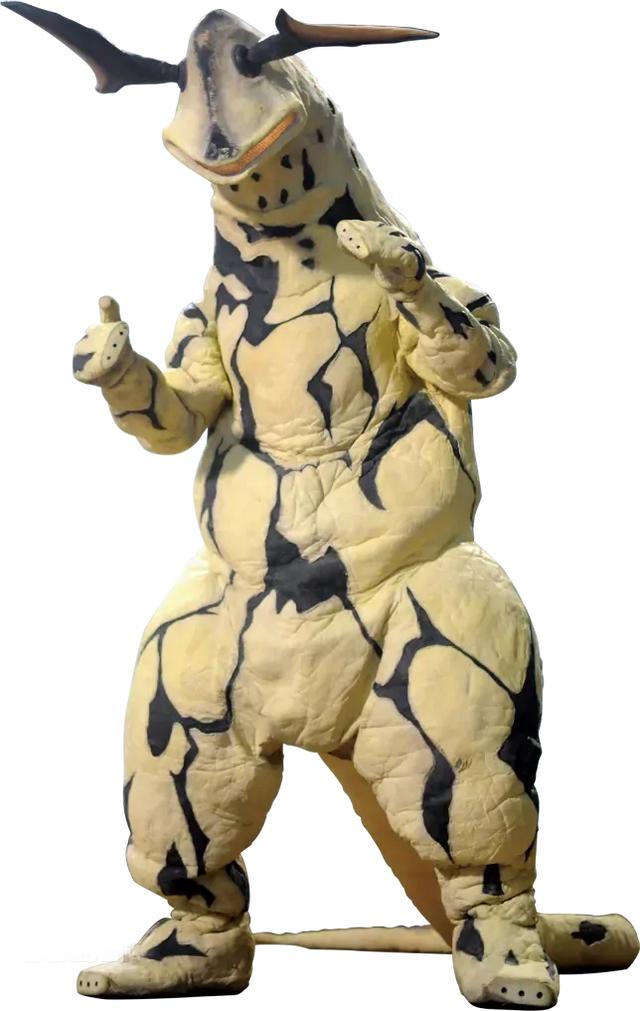 网易新游联动奥特曼,女格斗大师在线变装?还有御姐cos怪兽