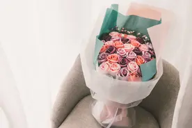 其实，最体面的分手，是无声无息的图片