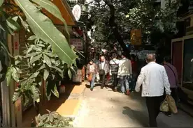 榨粉街内的大清遗民图片