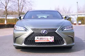 试驾雷克萨斯ES300h 体验是否真的好开省油图片