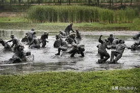 寻黑河北安籍战友李春平，在部队背密码本、扛着电台往返跑、周末在后山溜达的日子，你还记得吗？图片