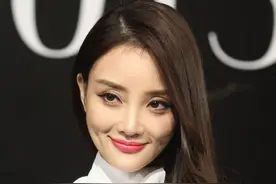 从人气影后到人人痛斥，李小璐的跌宕人生，比影视剧更精彩图片
