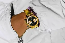 绿色不算啥，土豪金才真的骚断腿图片
