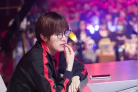 Flame不复当年之勇，小超梦拿下FMVP！飞虎队勇夺冠军图片