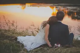 会主动和你索要这几样东西的女人，多半很爱你，得珍惜图片