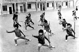 1987年峨眉山命案：高一学生痴迷武侠进山拜师，结局令人叹息图片