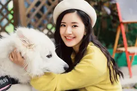 谁在黑赵露思？被造谣告白肖战，网友提前九小时预告女方喜欢男方图片