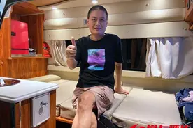 自制“房车”陪着妻子游全国图片