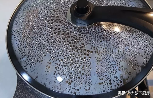 牛肋骨怎么做好吃，牛肋排怎么做好吃（大叔教你酱烧牛肋条）