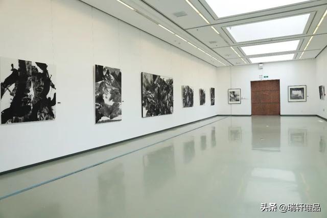 2021年鞠慧北京水墨展受到各界关注引起热烈反响