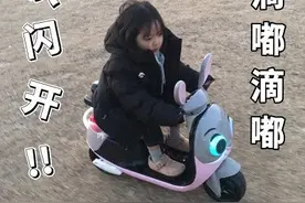 表情包：有一点点想你图片