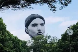 最迷惑奥运会！东京上空出现人脸气球和巨型木偶，这是搞漫展吗？图片