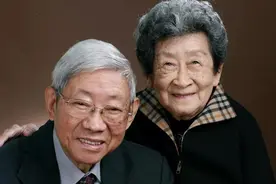 陕西“神仙夫妻”：大学同班同学，分别成为院士、教授，如今携手走过钻石婚！图片