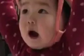 表情包：哥哥，我投降了，我还是你的小可爱图片