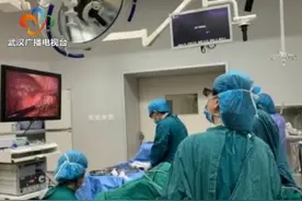 28岁女白领健身后腹部剧痛，差点丢性命！专家提醒：这类人不要做剧烈运动图片