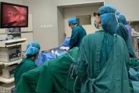 28岁女白领健身后腹部剧痛，差点丢性命！专家提醒：这类人不要做剧烈运动图片