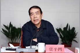 贾平凹：心上有个人，才能活下去图片